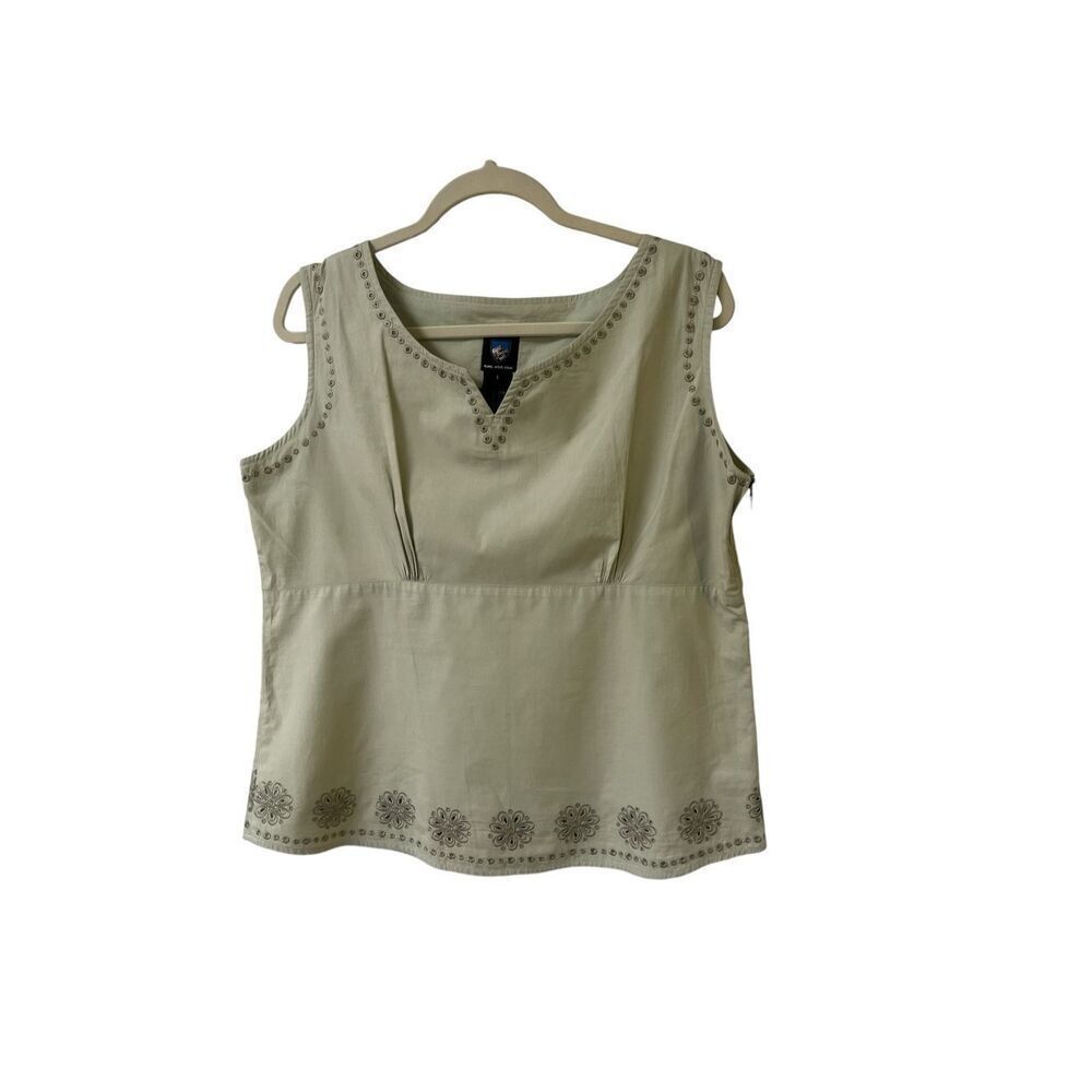 Kuhl sleeveless pullover blouse sage green sz Large